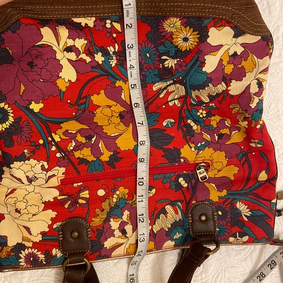 Sakroots Peace, Medium Tote Satchel, Crimson Flower - Picture 8 of 16